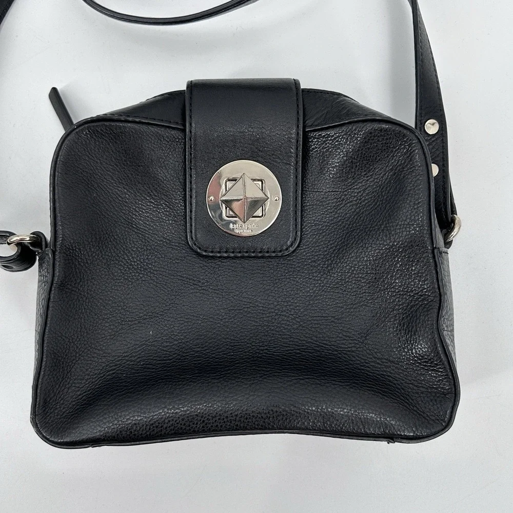 Kate Spade Chrystie Street‎ Isla Black Leather Turnlock Shoulder Handbag Purse